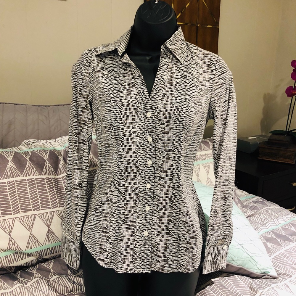 EXPRESS - Design Studio - button down shirt.